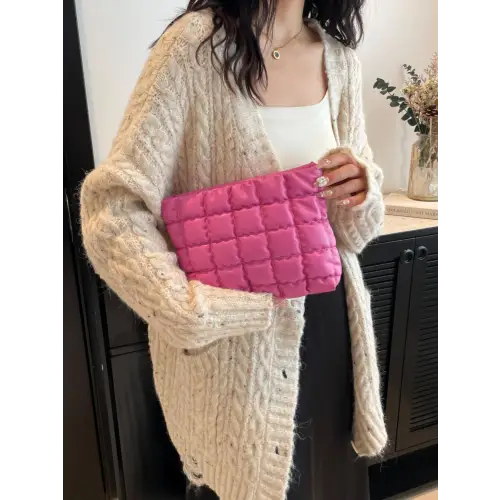 Vibrant Clutch