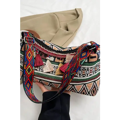 Vibrant Tassel Adjustable Strap Shoulder Bag for Stylish Adventures