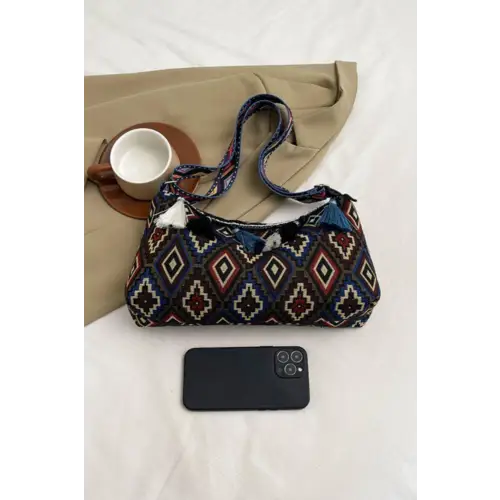 Vibrant Tassel Adjustable Strap Shoulder Bag for Stylish Adventures