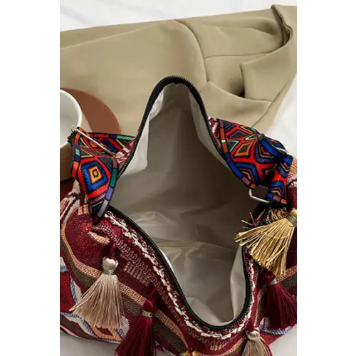 Vibrant Tassel Adjustable Strap Shoulder Bag for Stylish Adventures