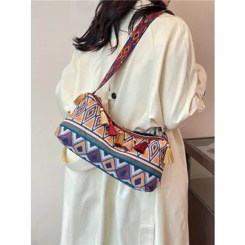 Vibrant Tassel Adjustable Strap Shoulder Bag for Stylish Adventures