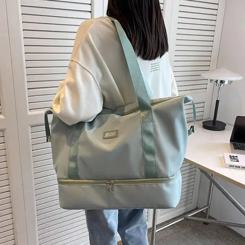 Vibrant Two-Toned Travel Bag