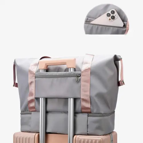 Vibrant Two-Toned Travel Bag