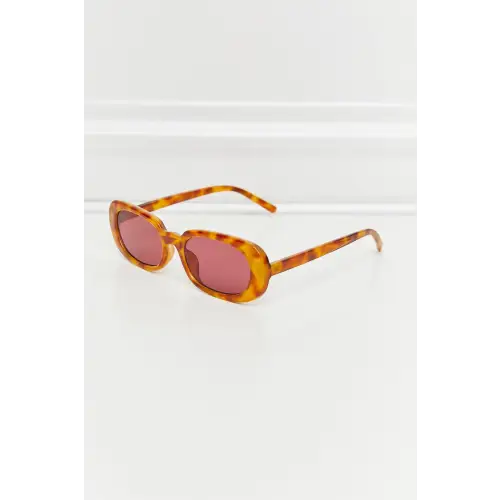 Tortoiseshell Oval Rim Sunglasses