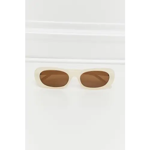 Tortoiseshell Oval Rim Sunglasses