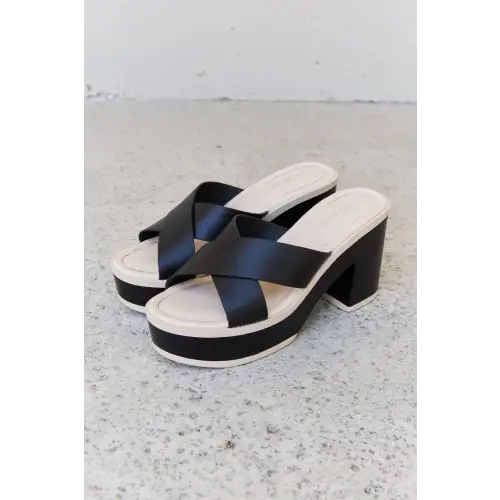 Cherish Contrast Platform Sandals for Stylish Summer Moments