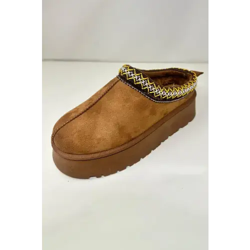 Embroidered Trim Round Toe Platform Boots Elevate Style