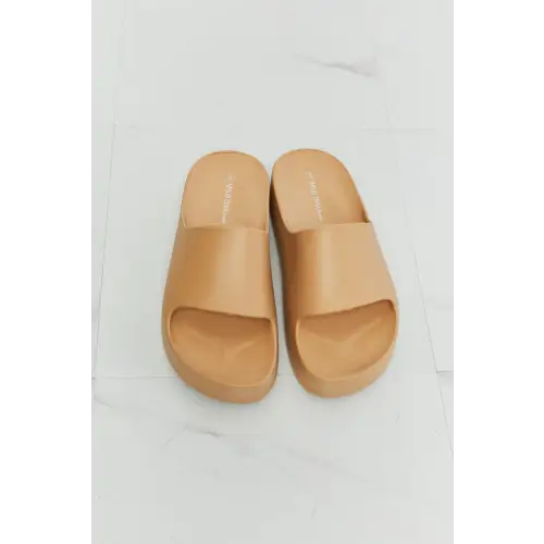 Summer Feels Platform Slides Elevate Your Sunny Style