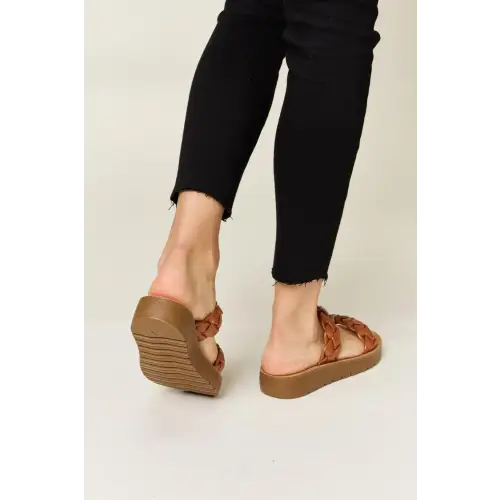 Woven Dual Band Platform Sandals Elevate Summer Style