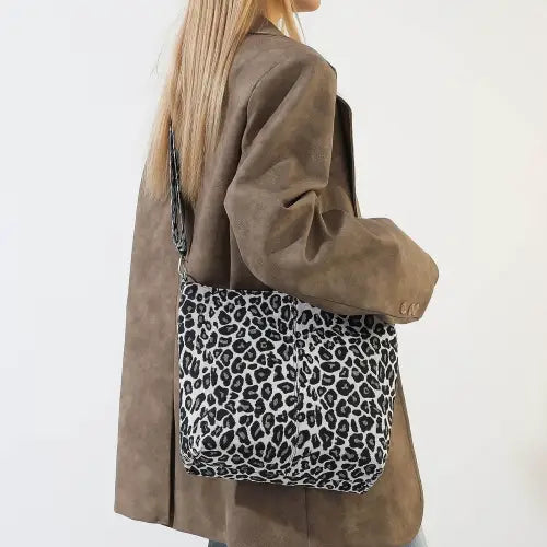 Belle Medium Shoulder Bag