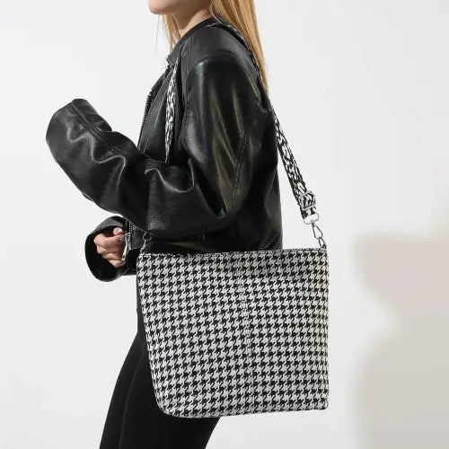 Belle Medium Shoulder Bag